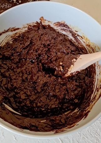 chocolate batter for the chocolate bars