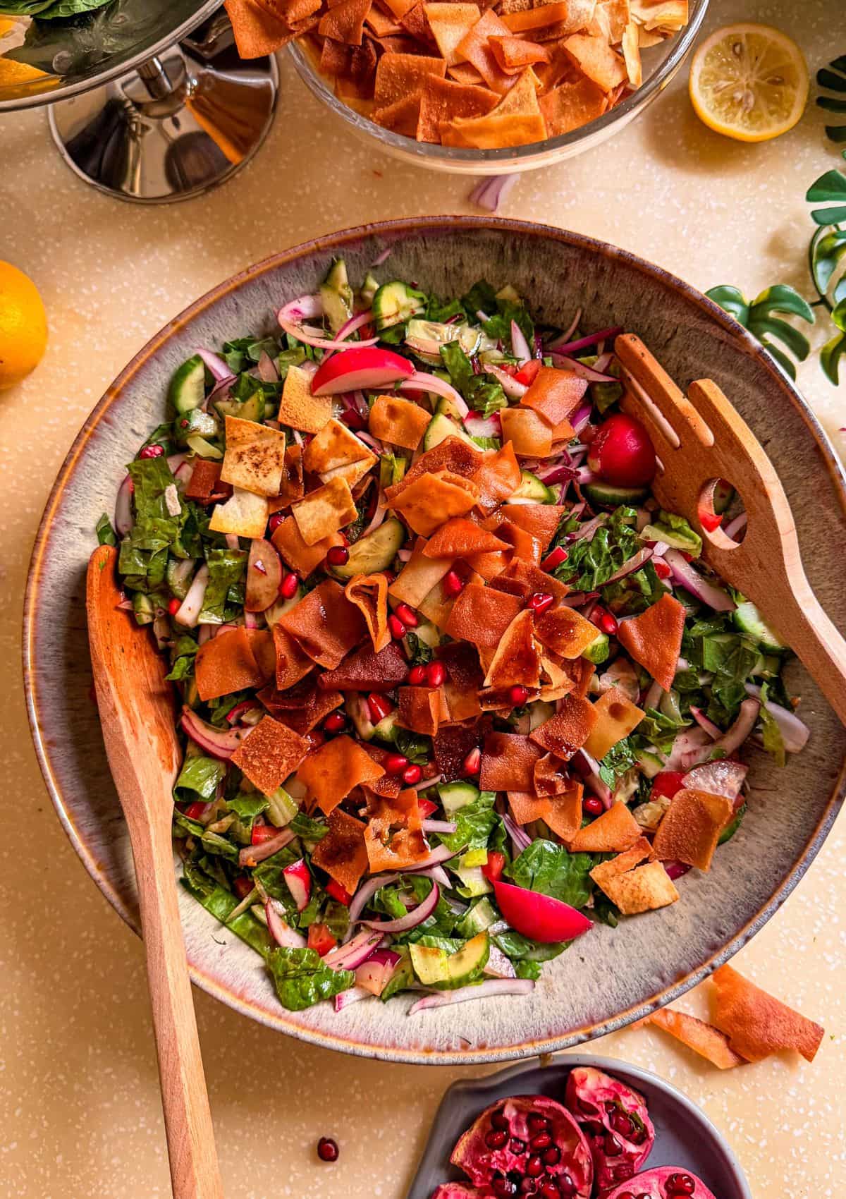 fattoush ready to eat.
